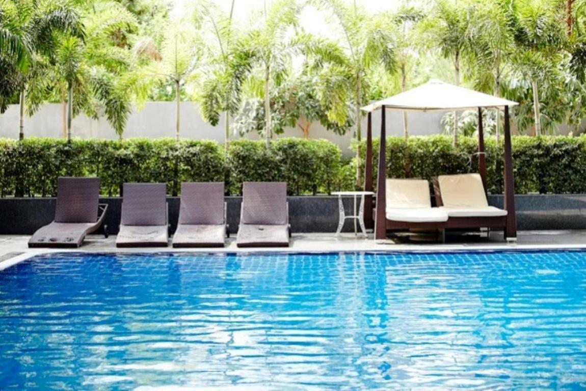 Ease Jomtien Hotel Extérieur photo