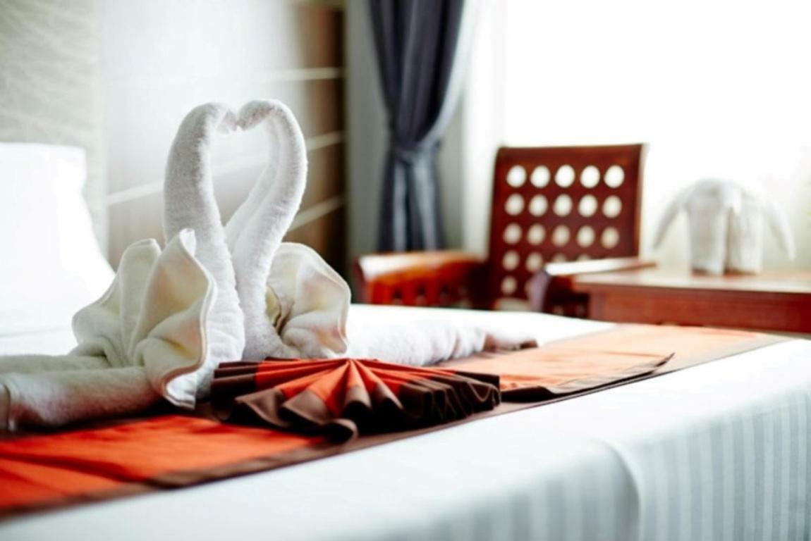 Ease Jomtien Hotel Extérieur photo