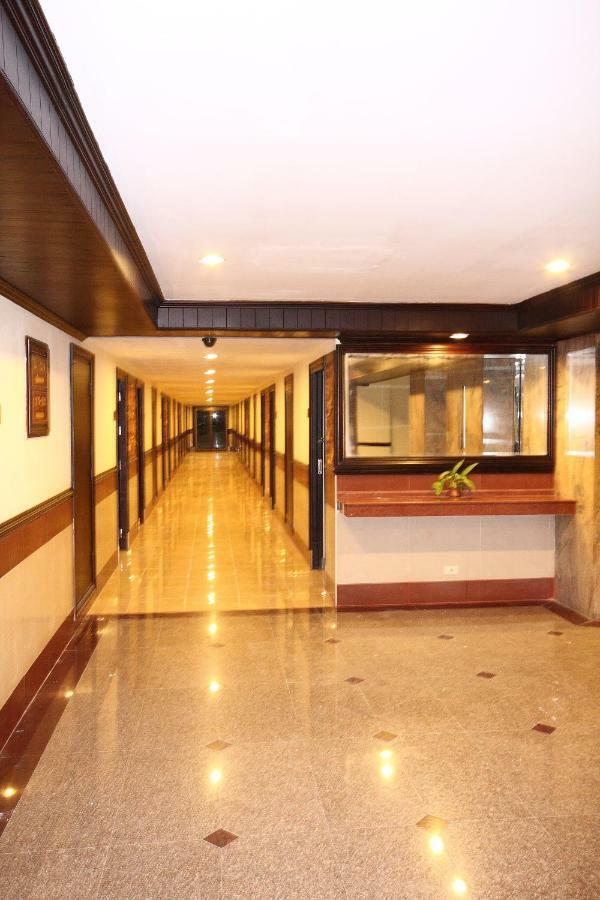 Ease Jomtien Hotel Extérieur photo